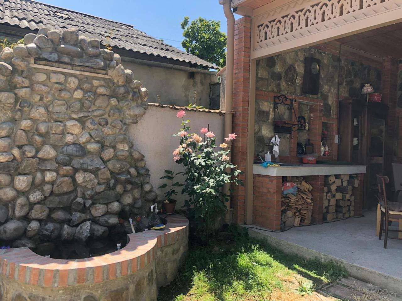 Verona Apartment Dushet'i Exteriör bild