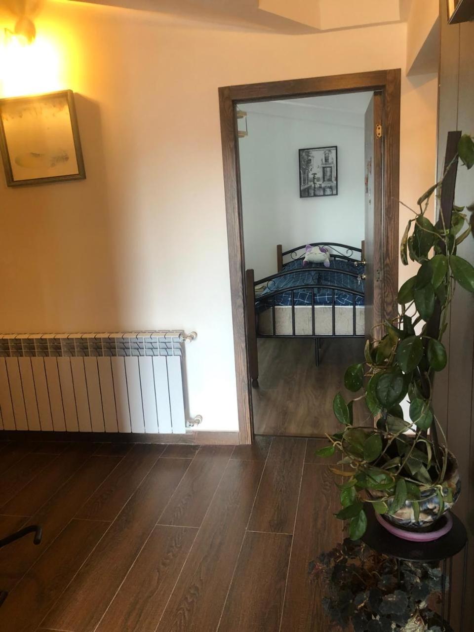 Verona Apartment Dushet'i Exteriör bild