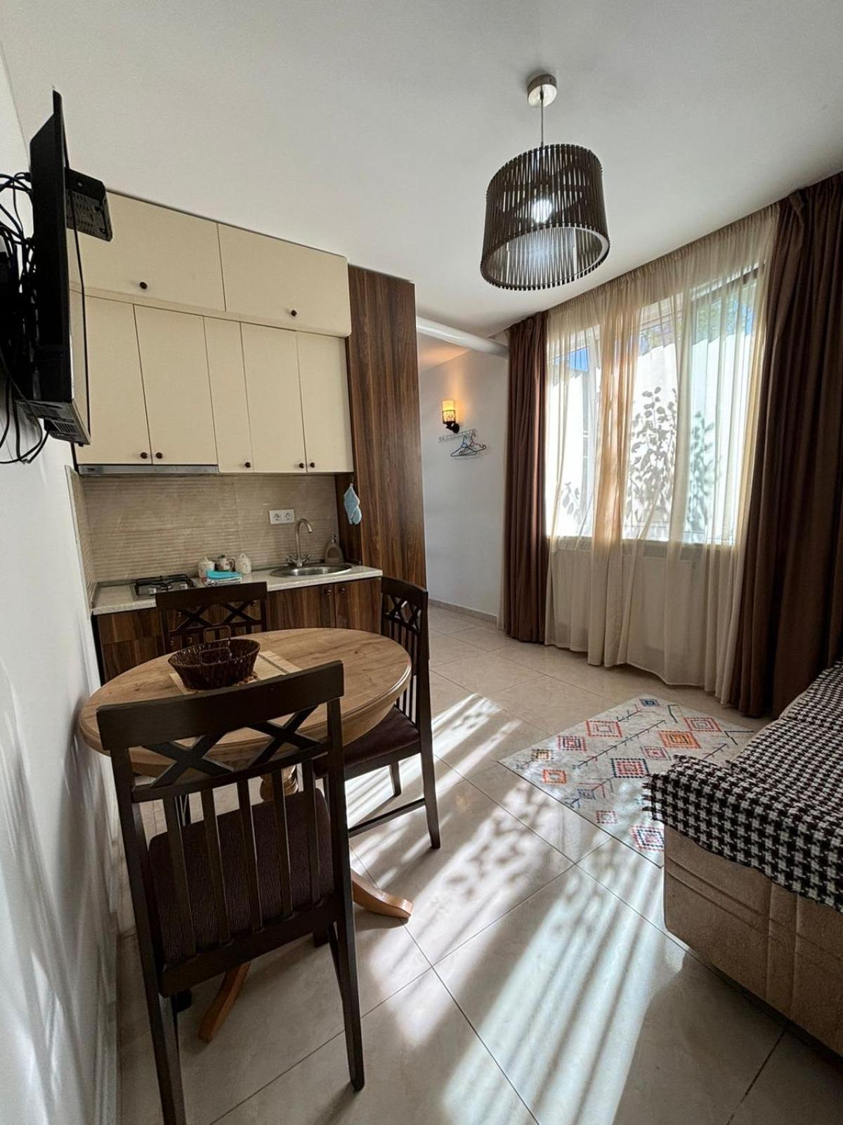 Verona Apartment Dushet'i Exteriör bild