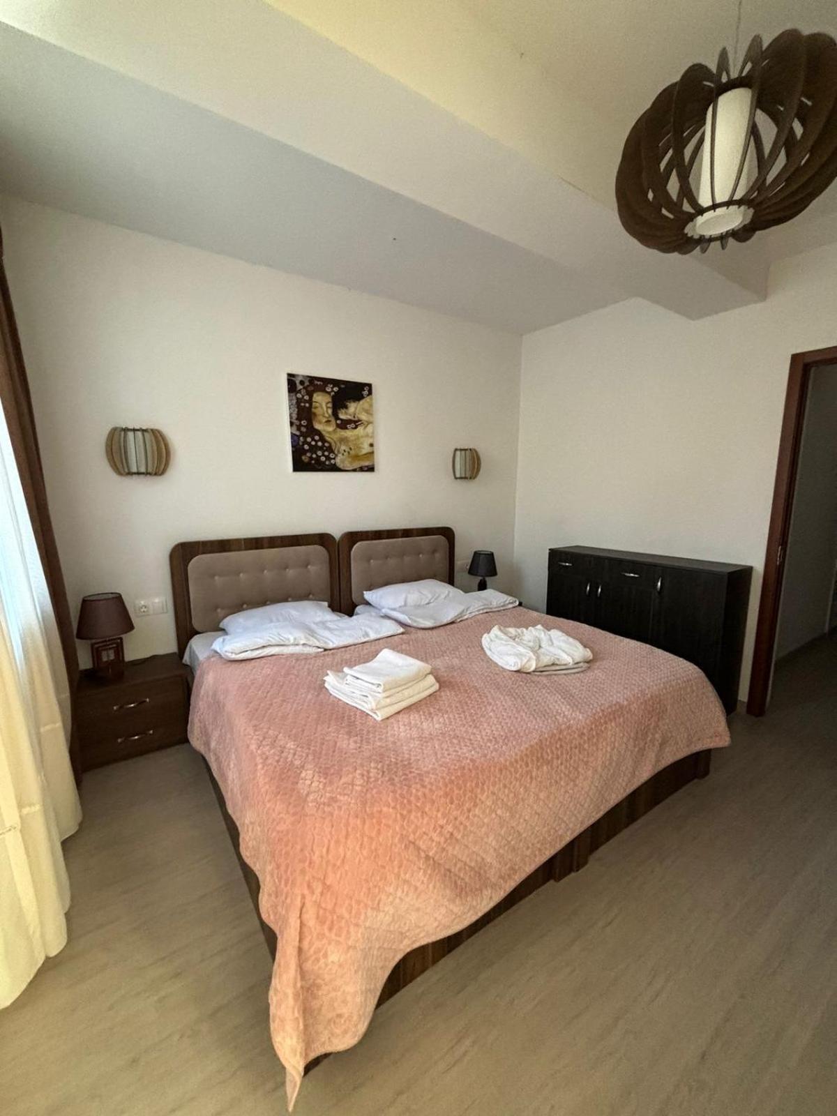Verona Apartment Dushet'i Exteriör bild